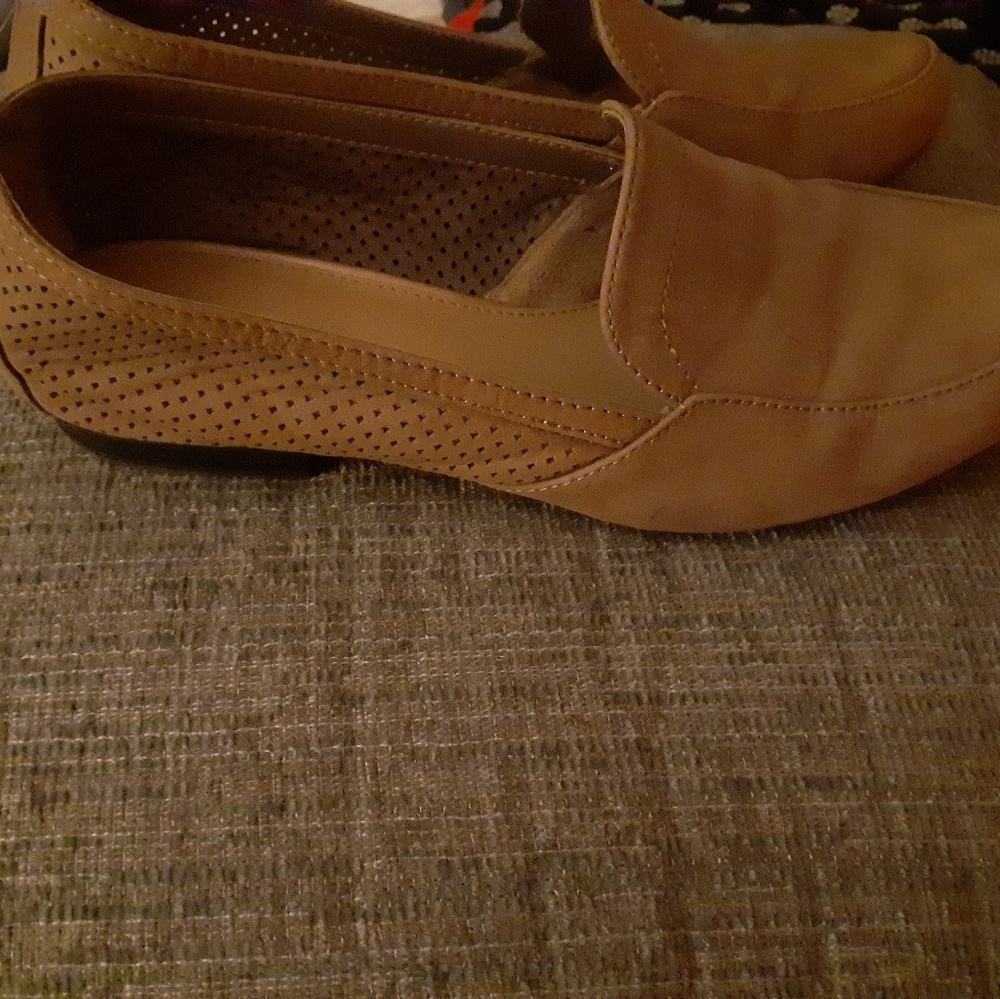 Tan Loafers - Picture 2 of 2